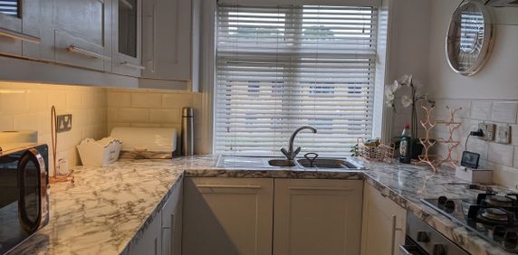 Nightingale Road - Photo 2