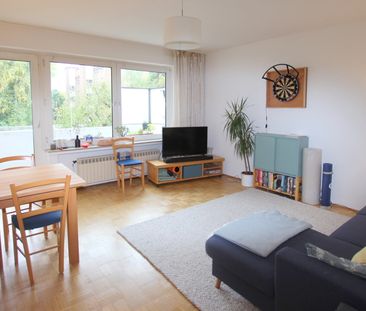 Gepflegte und großzügige 2-Zimmer-Wohnung im 1. Obergeschoss in ruh... - Photo 3