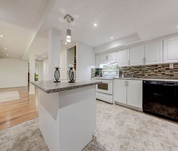 For Lease - 83 Formosa Drive, Richmond Hill, Ontario - Photo 4