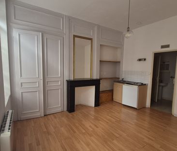 Location Appartement 1 pièce 22m² LILLE 59800 - Photo 2