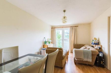 2 Bed Flat, Taeping Street, E14 - Photo 2