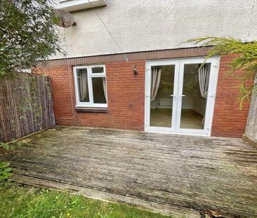 4 bedroom terraced house to rent - Photo 3