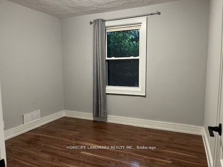 For Lease - 344 Horsham Avenue, Toronto, Ontario - Photo 2