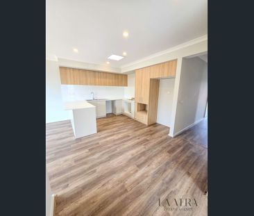 Brand New 3 Bedroom Home - Photo 4