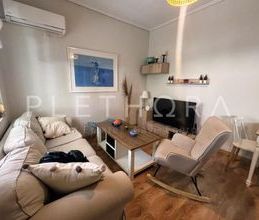 Διαμέρισμα για ενοικίαση - Σαρωνίδα - Photo 1