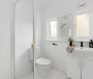 3 Carween Avenue, Brighton East VIC 3187 - House For Rent | Domain - Photo 5