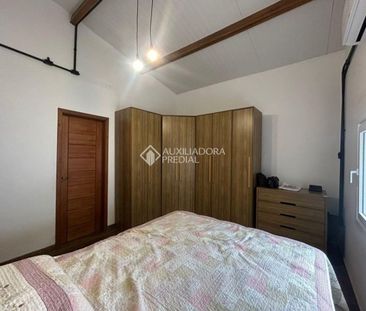 Casa com 4 quartos e 132m² para alugar em Harmonia, Canoas. - Photo 2