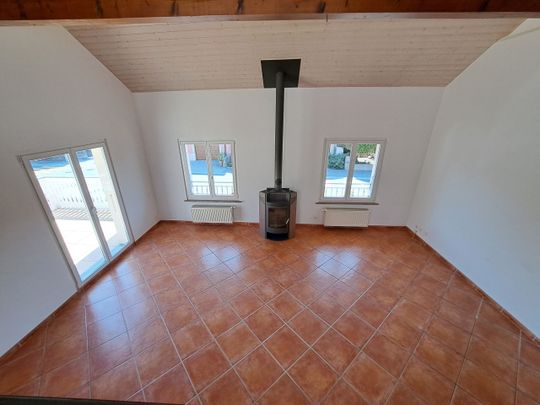 Lumineuse villa mitoyenne de 5.5p à louer au coeur d'Apples - Photo 1