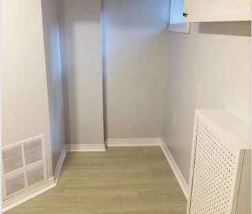 For Lease - 215 Hamilton Street Unit# Basement, Toronto, Ontario - Photo 5