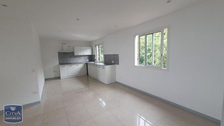 Location Appartement 3 pièces 65m² ST DENIS 97400 - Photo 4