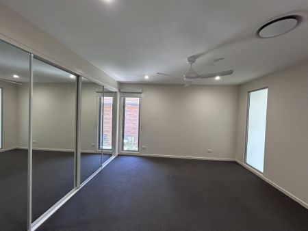 2/35 Arthur Street, Coffs Harbour - Photo 3