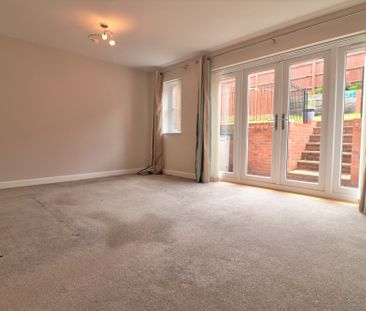 3 bedroom mid terraced house to rent - Photo 1