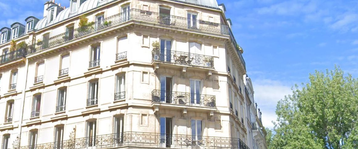 location Appartement T2 DE 47m² À PARIS 04 - Photo 1