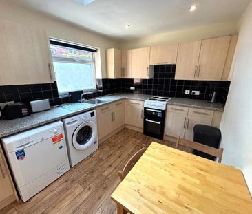 3 bedroom house share to rent - Photo 4