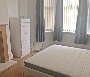 Tewkesbury Street, Cathays, Cardiff - Photo 5