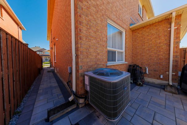 For Lease - 48 Briarcrest Drive, Markham, Ontario - Photo 1