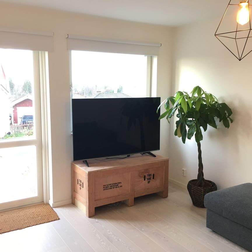 Berguddsvägen, Hässelby - Photo 1