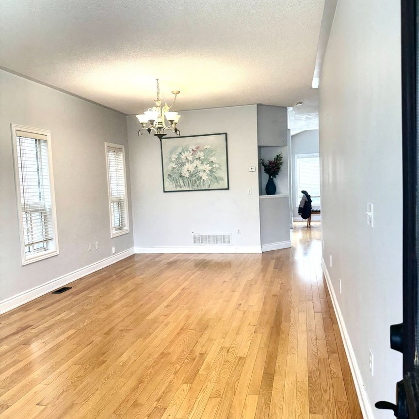 For Lease - 31 Moraine Drive, Vaughan, Ontario - Photo 1