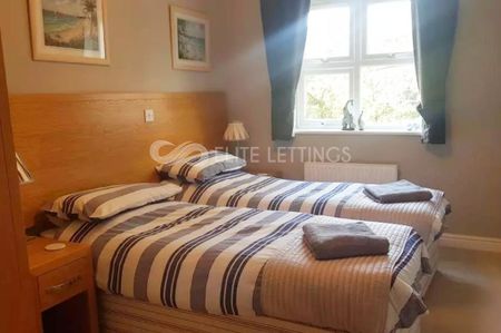 3 bedroom apartment to rent - Photo 4