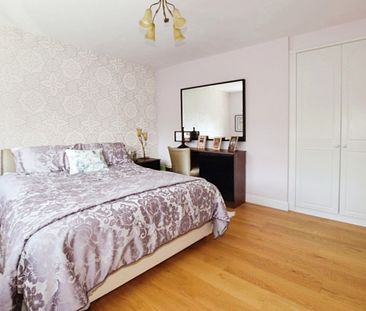 5 bedroom detached house to rent - Photo 3