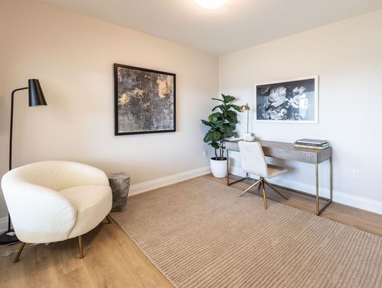 For Lease - 4286 King Street Unit# 1201, Kitchener, Ontario - Photo 1