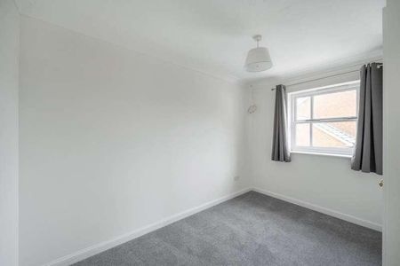 Watermead, Aylesbury, HP19 - Photo 4