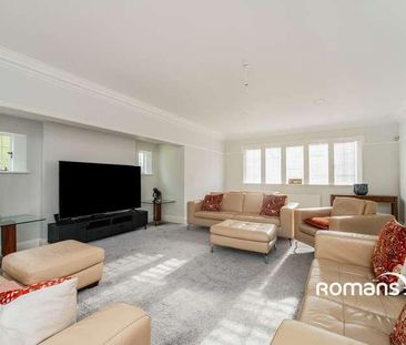 Kings Road, Ascot, Berkshire, SL5 - Photo 4