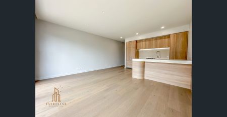 Contemporary Two-Bedroom Townhouse in the Heart of Ivanhoe - Photo 4