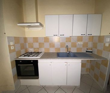 Location Appartement 4 pièces 86m² BESANCON 25000 - Photo 2