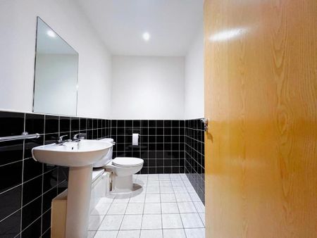 2 bedroom duplex to rent - Photo 4