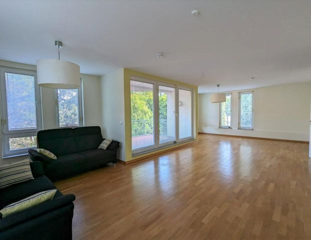 Helle, große 5-Zimmer Maisonette-Wohnung nahe Rathaus Steglitz - Photo 1