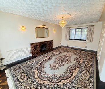 3 bedroom detached house to rent - Photo 2