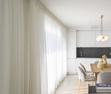 Luxury penthouse for rent in Estepona, Spain - Photo 1