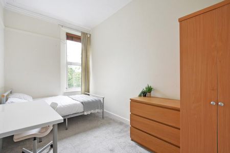 Student Apartment 5 bedroom, Broomhill, Sheffield - Photo 2