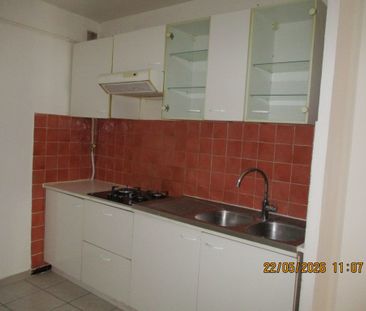 Location Appartement 2 pièces 49m² MARTIGUES 13500 - Photo 4