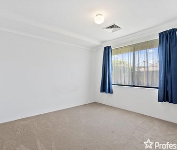 9 Camellia Loop, Forrestfield WA 6058 - Photo 6