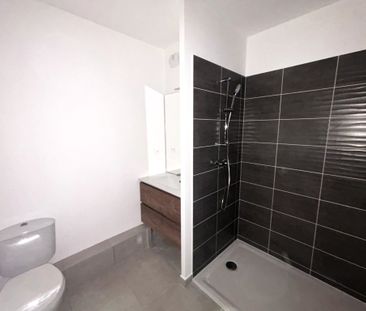 APPARTEMENT T2 A LOUER - DARDILLY - 40.38 m2 - 895 € charges compri... - Photo 3