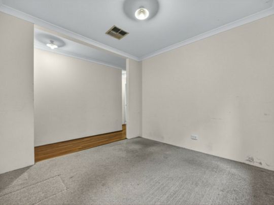 Quaint home in ideal location. - Photo 1