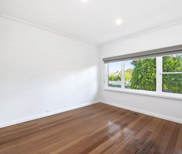 Modern Living in Sought after Newington - Photo 2