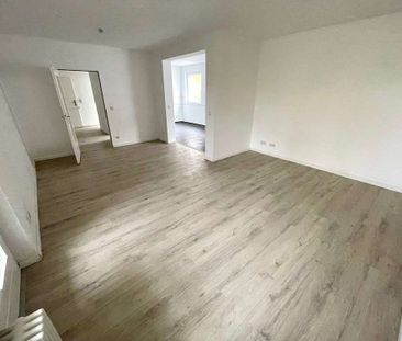 Renovierte 3-Zimmer Wohnung, 84,72 m&sup2;, mit gro&szlig;z&uuml;gi... - Photo 6