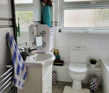 Room in a Shared House, Jenson Way, SE19 - Photo 6