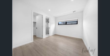 Spacious & Stylish Family Living in Donnybrook - Photo 5