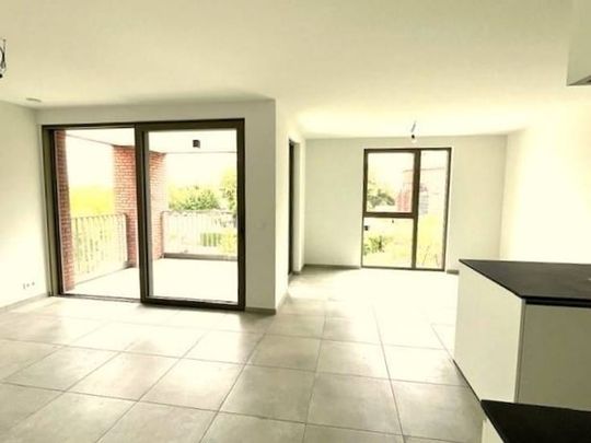 Appartement te huur - Photo 1