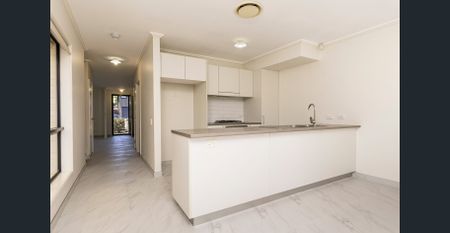 Handy Location!! - Photo 3