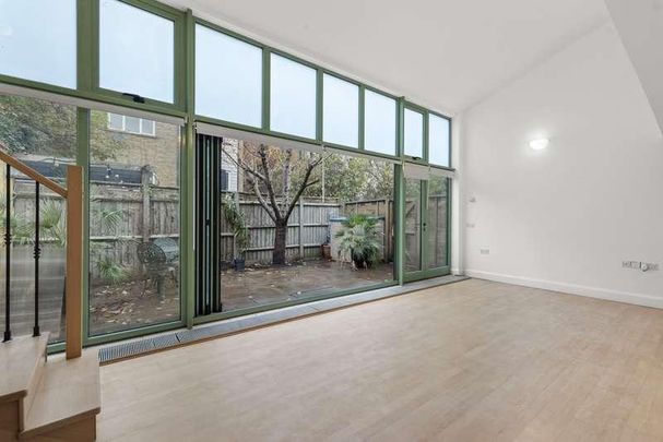 The Studio, Leighton Road, Kentish Town, NW5 - Photo 1