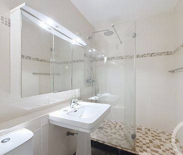 Cannes, 06400 - Photo 6