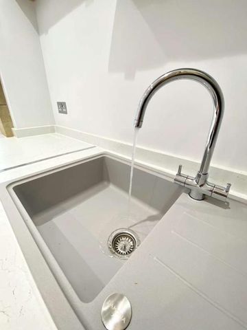 Thorn Bank, Hebden Bridge, HX7 - Photo 2