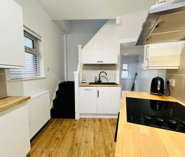 1 bedroom detached house to rent - Photo 5