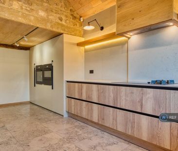 3 bedroom detached house to rent - Photo 5