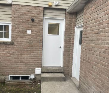 For Lease - 139 Riverview Street Unit# Lower Unit, Oakville, Ontario - Photo 5